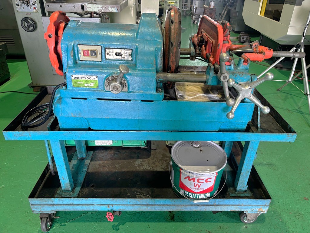 パイプネジ切機