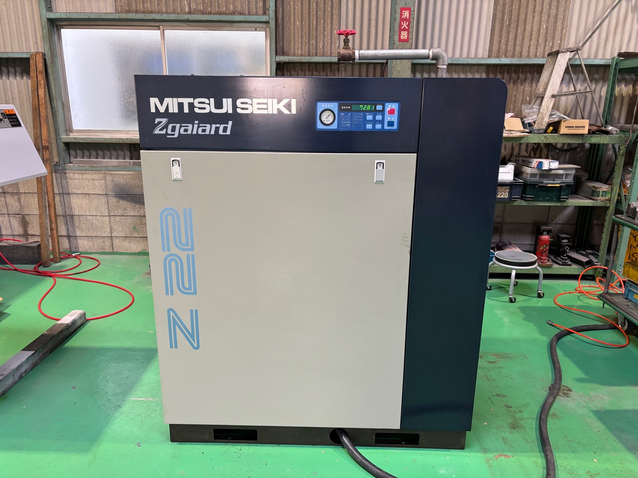 コンプレッサー